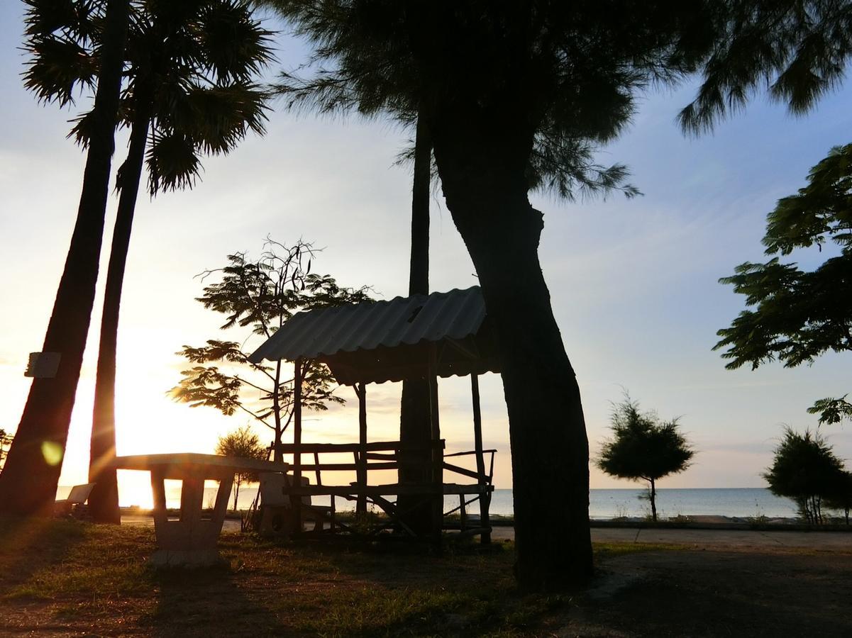 The Lake Hill Resort ปราณบุรี ภายนอก รูปภาพ